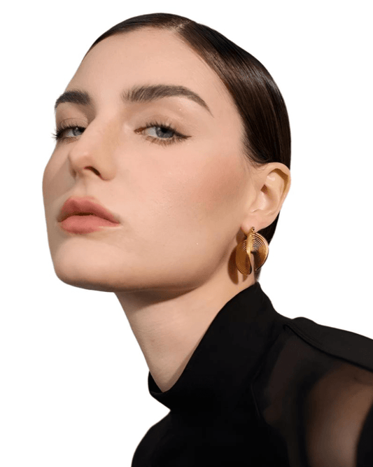 Kylie Wave Earrings - Gold - Kase Study