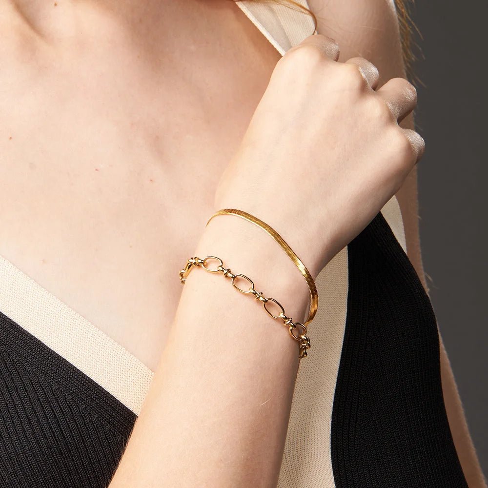 Essential Flat Chain Bracelet - Kase Study