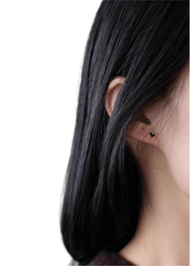 Mini Black Heart Studs - Fine - Kase Study